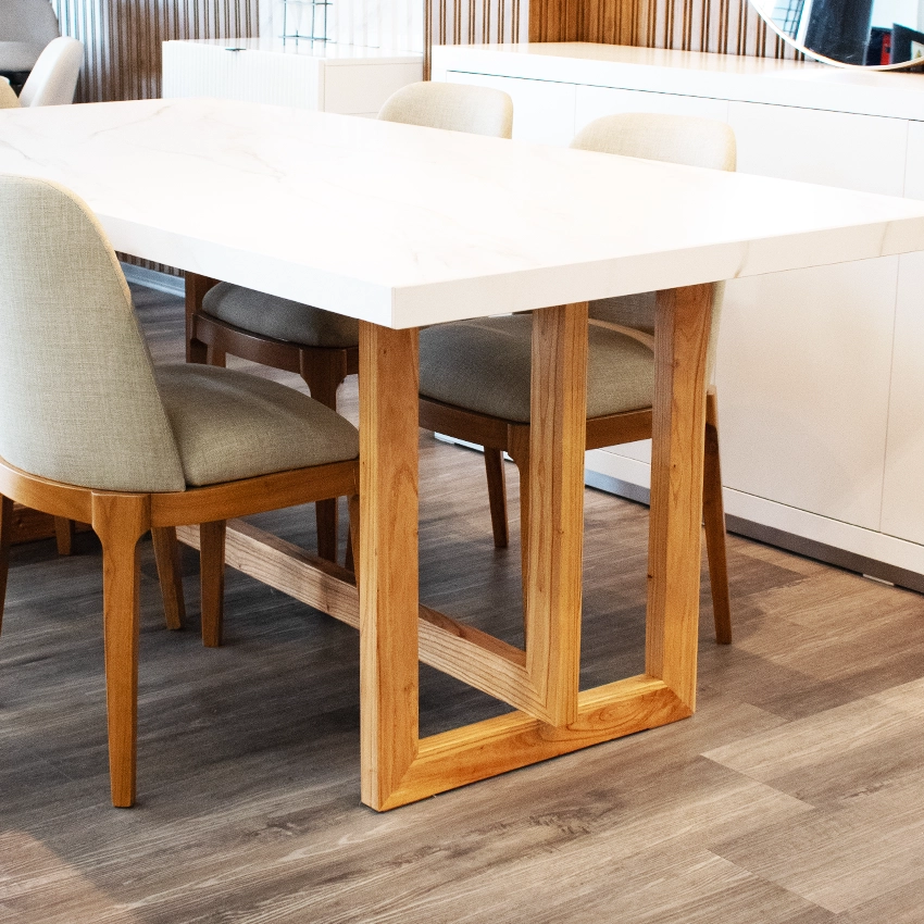 Juego Mesa INDIANA + Sillas LAURA 02