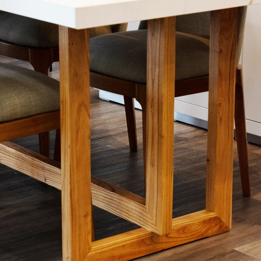 Juego Mesa INDIANA + Sillas LAURA 03