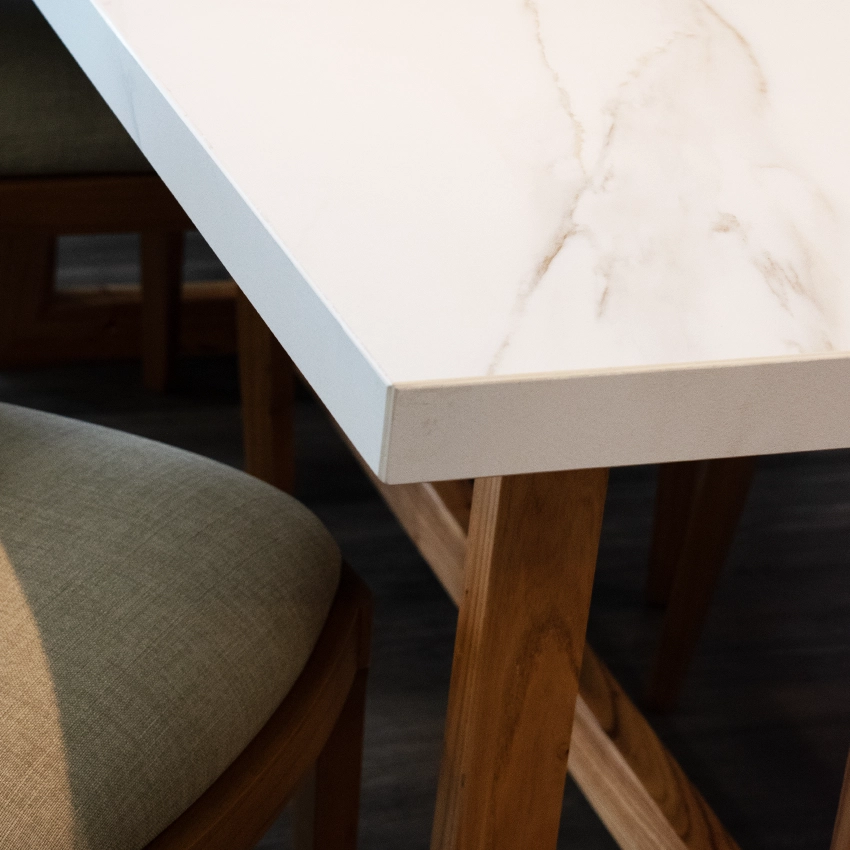 Juego Mesa INDIANA + Sillas LAURA 04